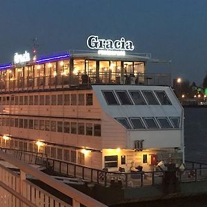 Botel Gracia